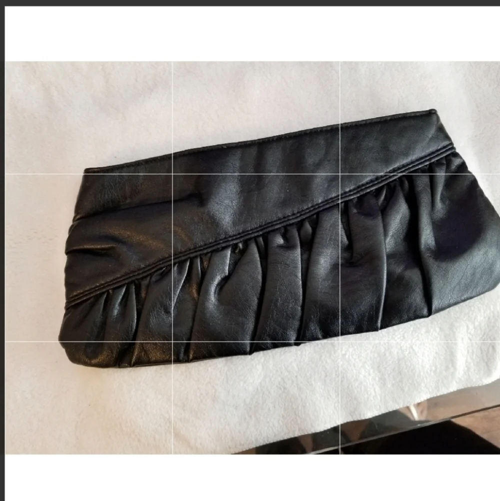 Black Lulu handbag